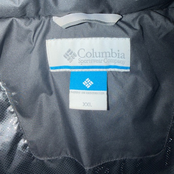 Columbia Gray Quilted Jacket with Faux Fur Hood - Picture 2 of 4